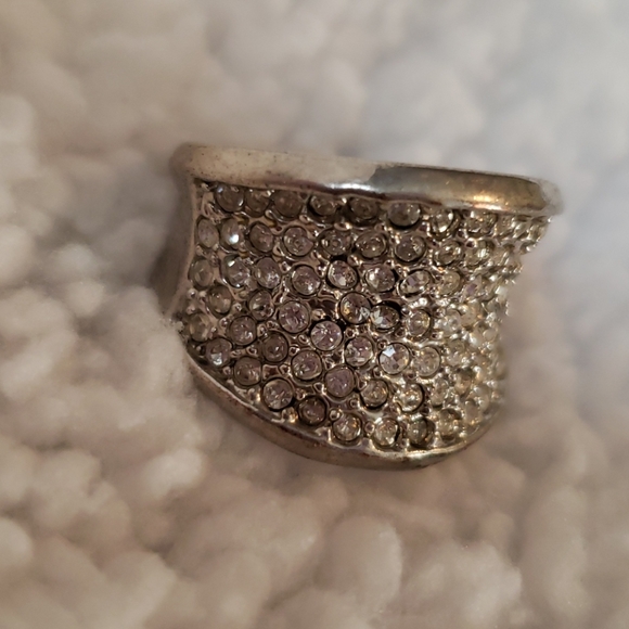 Express Ring - Picture 5 of 6